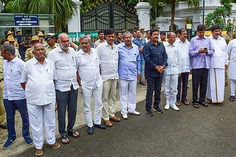 Karnataka MLAs in Mumbai to return after Yeddyurappa sworn in