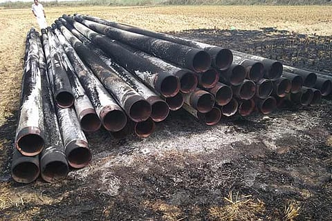 ONGC pipes set on fire in Thanjai