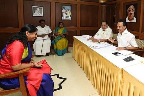 MK stalin interview with kanimozhi