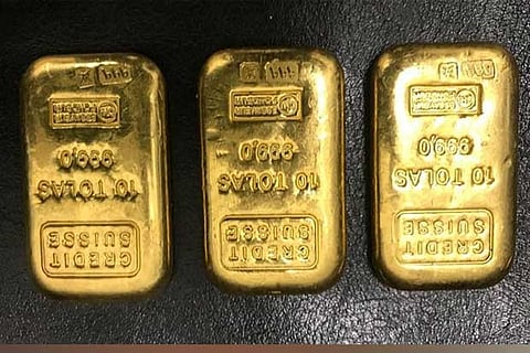 Sudanese woman held for smuggling gold