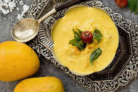 Naadan mambazha pulissery