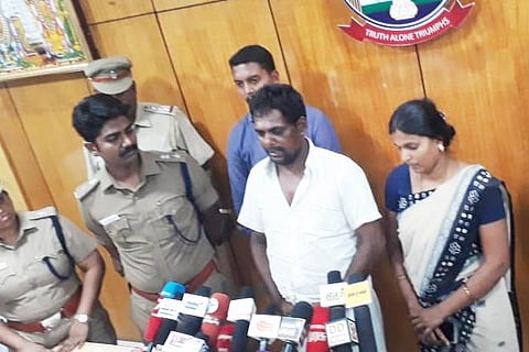 The rescued oil trader Saravanan and his wife Guna narrating the ordeal in Tiruvannamalai on Wednesday