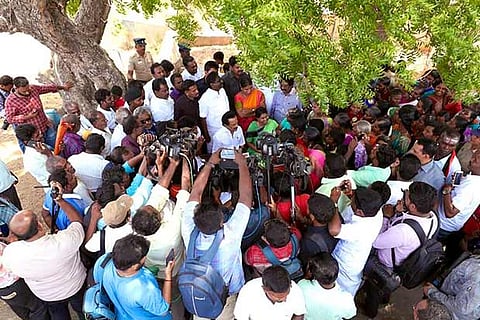 DMK president MK Stalin and Rajya Sabha MP Kanimozhi campaigning for Ottapidaram candidate MC Shanmugaiah