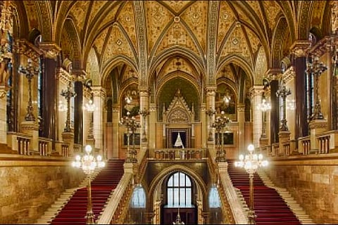 Witness grandeur of Hungary's Parliament in Delhi