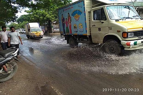 Speeding vehicles splash water on pedestrians, complain residents