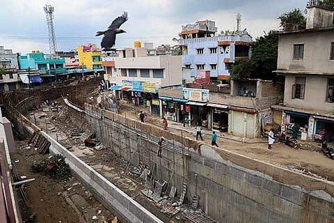 The subway work under way in the road