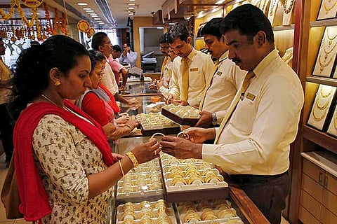 Slowdown sees 40 pc dip in gold, silver sales on Dhanteras