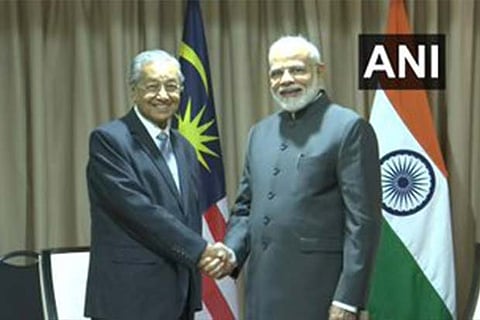 PM Narendra Modi meets Prime Minister of Malaysia, Dr Mahathir Mohamad in Vladivostok | ANI Twitter