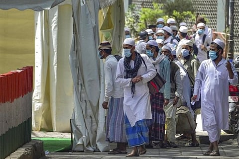 Tablighi Jamaat chief in quarantine, say sources as police raids his hideouts