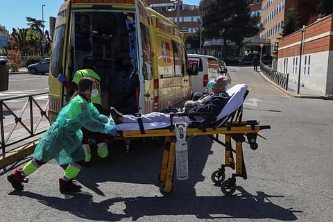 As Spain battles virus, medics' unions hit out