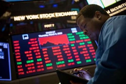 US equities post weekly losses amid COVID-19 crisis
