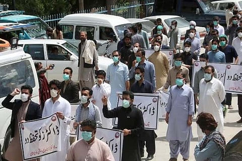 Doctors strike in southwest Pakistan in row over coronavirus protection