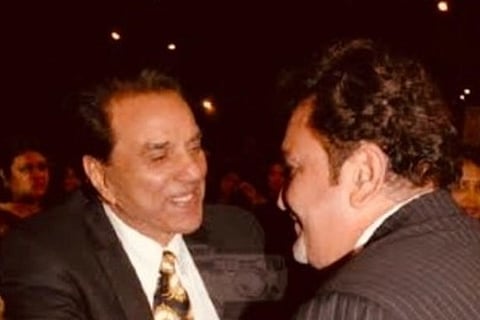 Photo: Twitter (Dharmendra Deol)