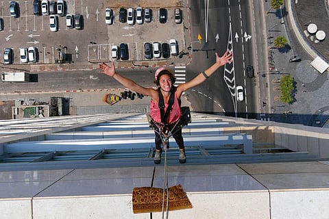 Tel Aviv tower-washer is rising TikTok star