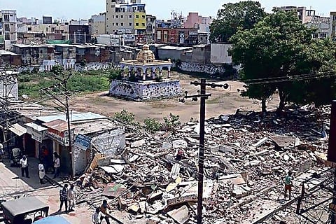Shops around Teppakulam in Madurai cleared to host float fest after long time