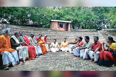 13 musicians during the rehearsal.