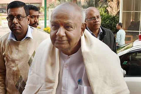 Deve Gowda bats for free Covid vaccine to the poor
