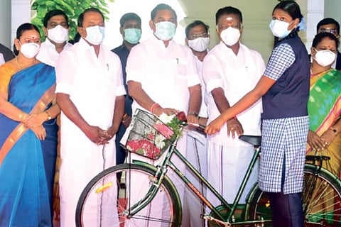 Chief Minister Edappadi K Palaniswami launching free bicycle distribution to students in Chennai