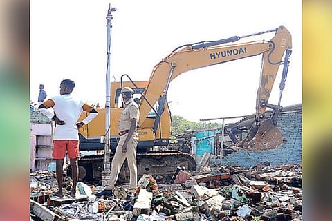 More than 21K families living along Buckingham Canal to be evicted