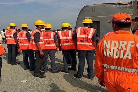 1 dead, over 300 evacuated after ammonia leak in Noida