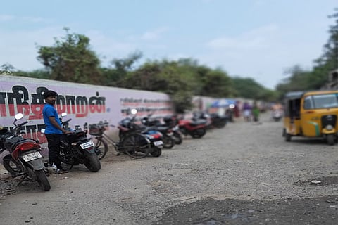 Uneven, pothole-ridden road that connects Villivakkam railway station and the adjoining market