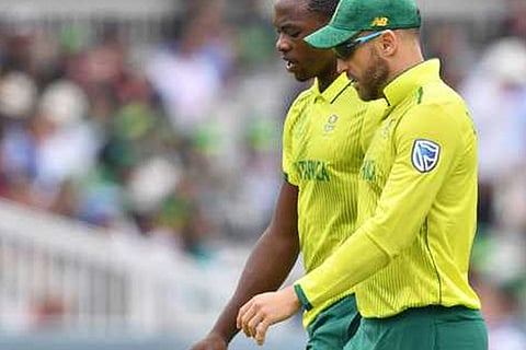 Kagiso Rabada (left) and Du Plessis, (courtesy: Twitter)