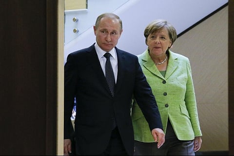 Merkel to visit Russia over Middle East tension