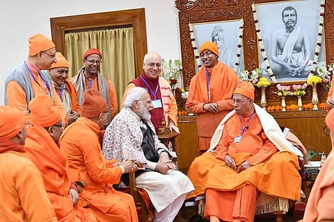 PM Modi pays tribute to Swami Vivekananda at Belur Math
