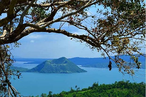 Thousands evacuated due to volcanic activity near Manila