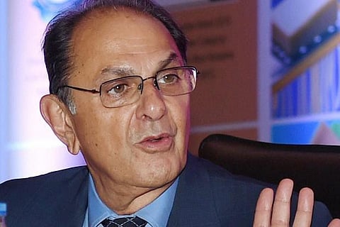Nusli Wadia withdraws defamation cases, including 3,000 cr damage suit against Ratan Tata, others