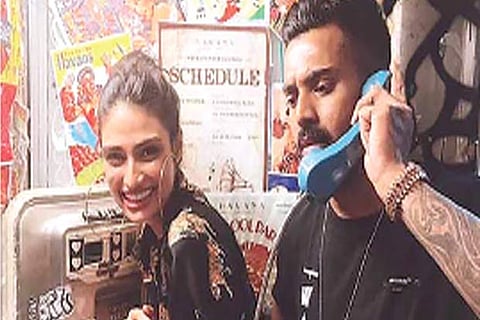 Picture of Rahul and Athiya in Mumbai