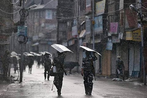 Centre shrugs off Trump's mediation offer on Kashmir