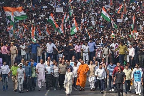 Hindu, Muslim students tie rakhis at anti-CAA march