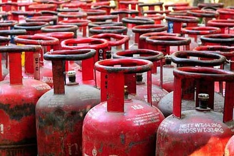 Time limit for availing LPG cylinders by Ujjwala beneficiaries extended
