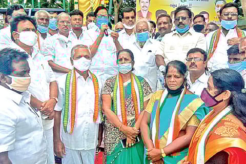 Alagiri denounces BJP’s game plan to topple govt in Cong-ruled states