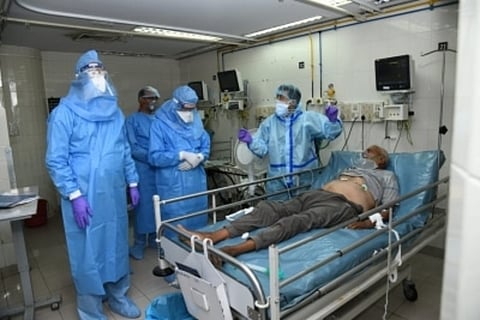 Maha's Covid cases jump by another 8K, deaths again cross 200