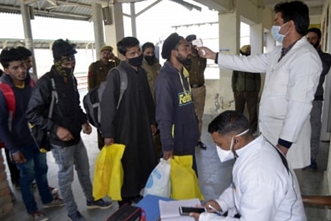 J-K's Covid-19 tally rises to 15,711, toll to 273