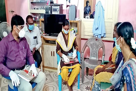 The CB-CID team making inquiries with Mahendran?s relatives in Thoothukudi on Thursday