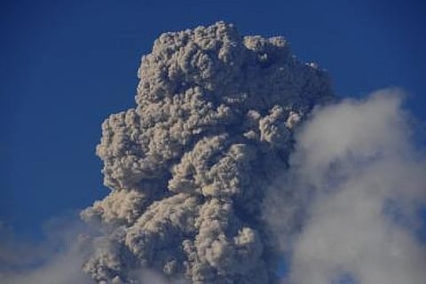 Indonesia volcano erupts, highest flight alert issued