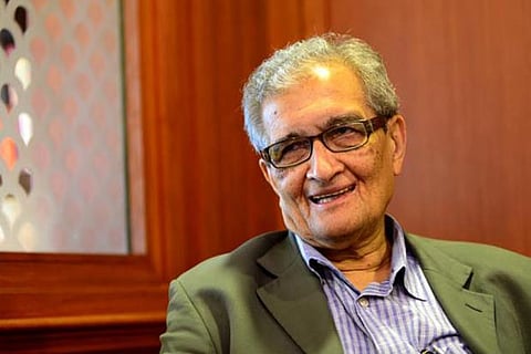 Amartya Sen, Chomsky applaud Kerala's Covid-19 battle