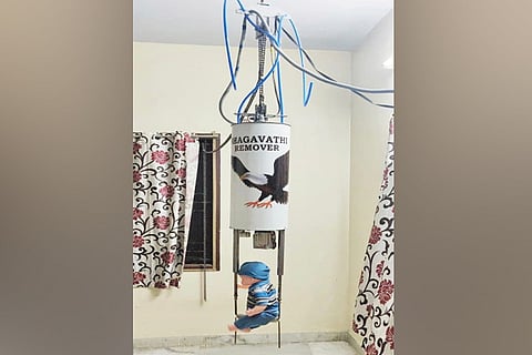 The new device developed by Pavithran to rescue children trapped in borewells