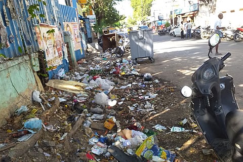 Tipplers discard their food waste and empty bottles due to the presence of a Tasmac outlet