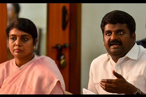 TN shuts land border with neighbouring States