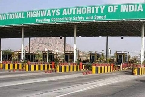 Queues go missing at toll plazas