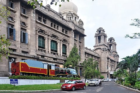 Southern Railway units making sanitisers, masks and cots