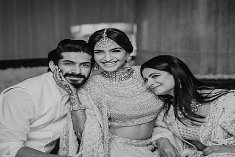 Sonam misses her 'brat' sublings Rhea and Harshvardhan