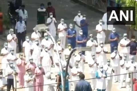 Defence forces salute corona warriors in Chennai