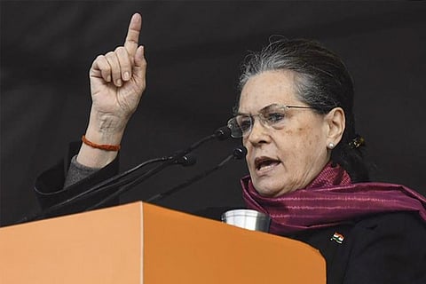 Congress will pay for rail tickets of migrants: Sonia