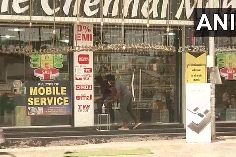 Retail outlets resume business in TN