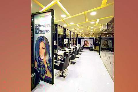 High-end saloons are prepared to avoid crowding and disinfect regularly